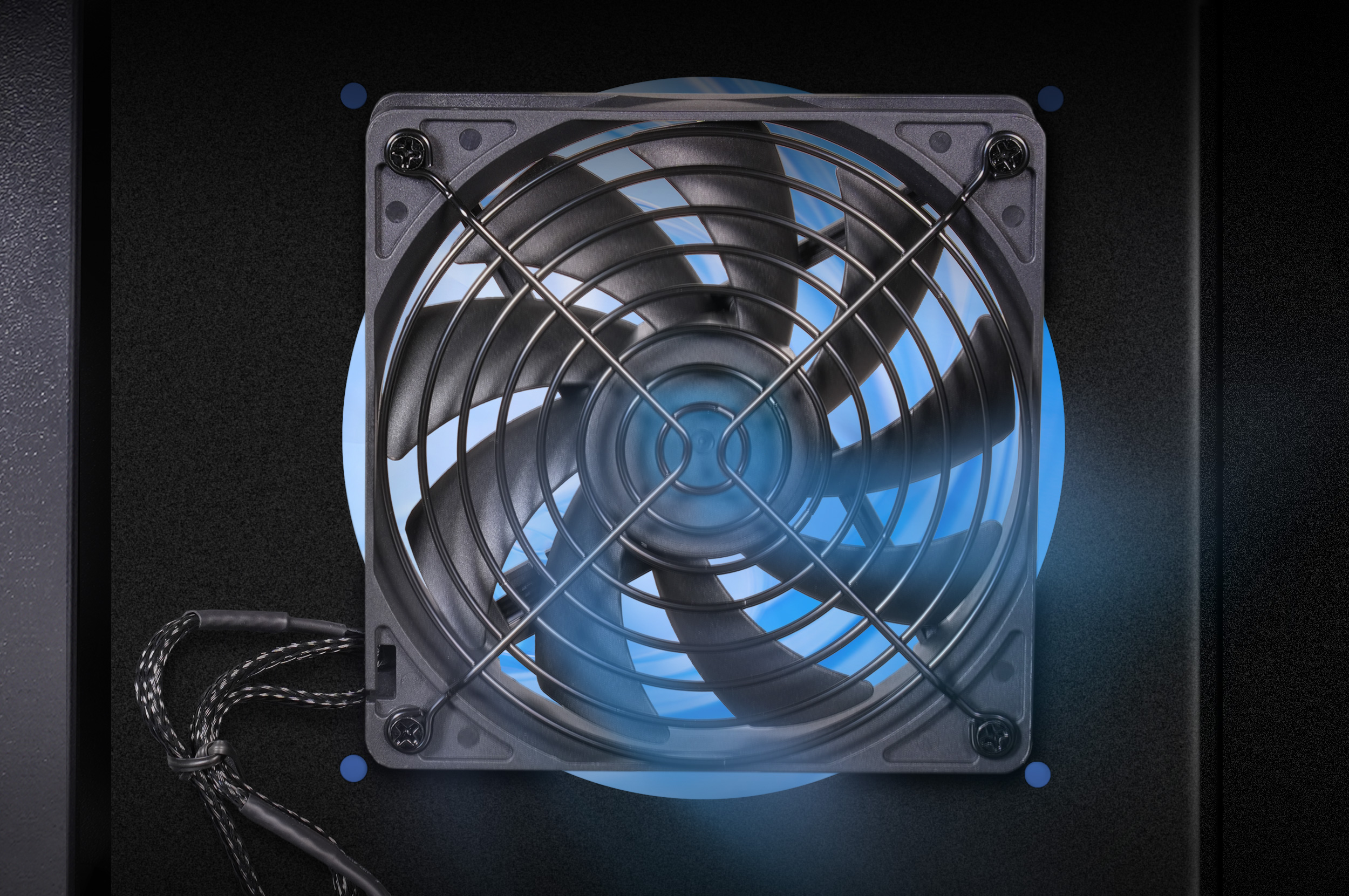 Breakaway Box 850T5 interior photo of cooling fan.